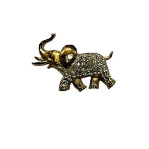 Vintage Elephant Pin Brooch Gold Tone / Rhinestone